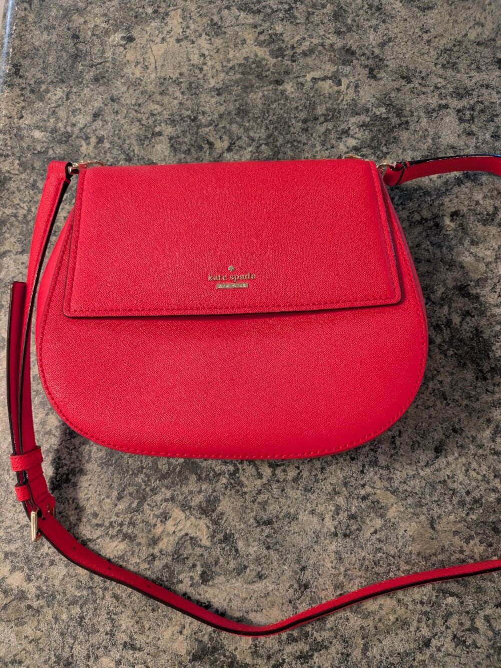 Kate Spade Red Cameron Street Byrdie Crossbody Purse